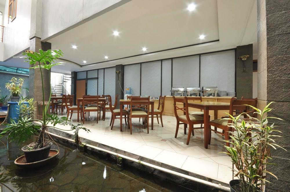 Caryota Hotel Bandung Extérieur photo